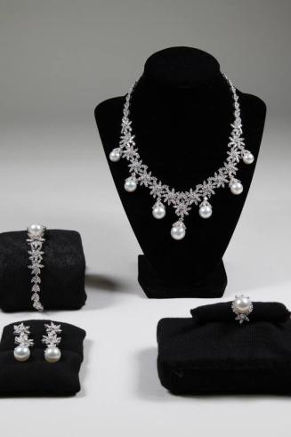 Pearl Jewelry Set