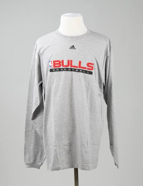 Gray Long Sleeve Chicago Bulls T-Shirt