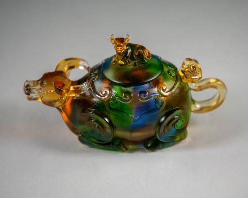 Glass Water Buffalo Shaped Pot