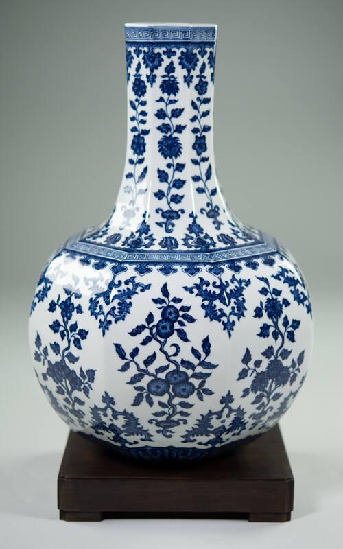 Replica Qing Period Vase