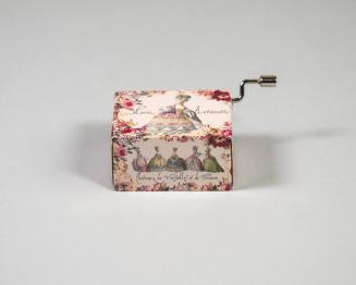 Hand Crank Music Box