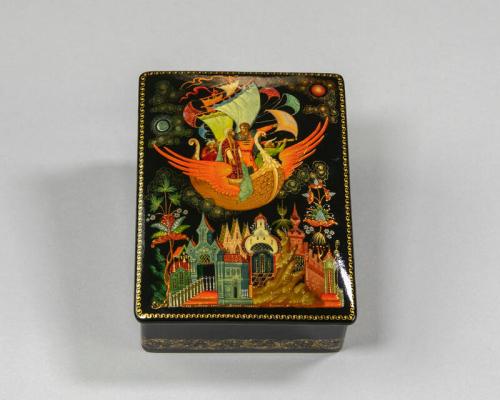 Lacquer Trinket Box