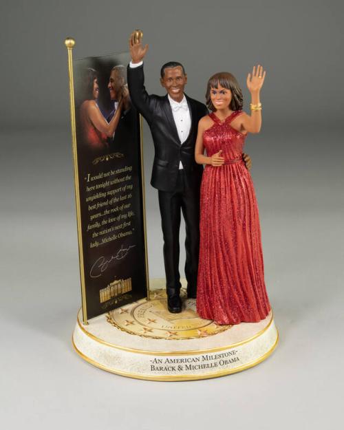 Sculpture of the President and First Lady