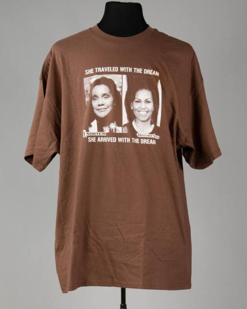 She Traveled With The Dream T-shirt