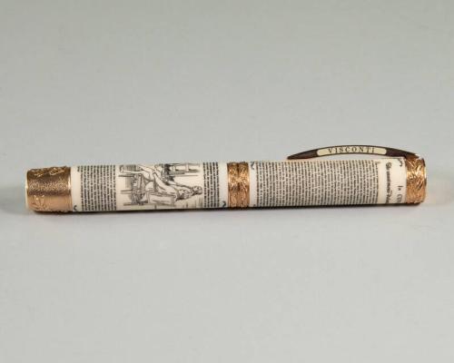 Declaration of Independence Fountain Pen and Magnifying Glass