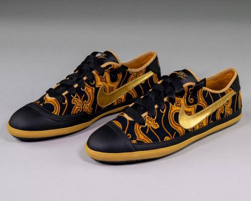 Nike Batik Shoes