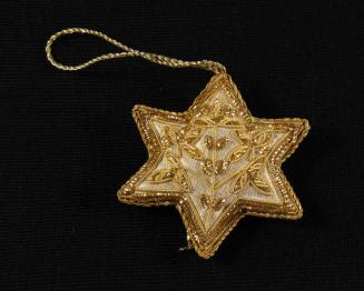 Star Shaped Christmas Tree Ornament