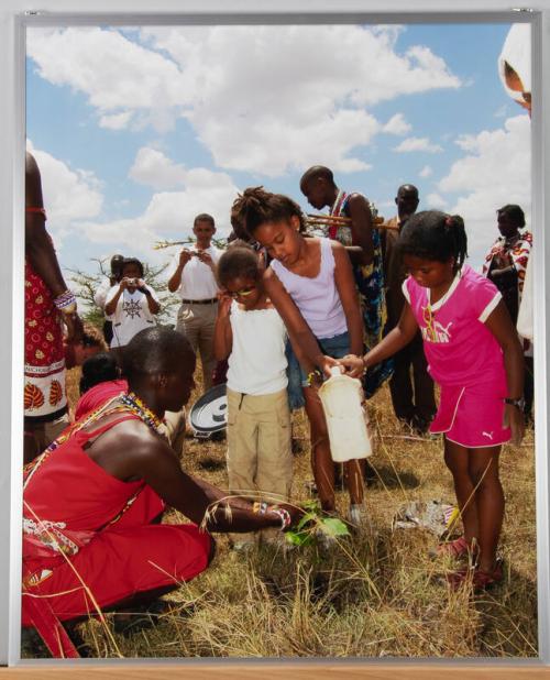 Malia and Sasha Obama in Kenya