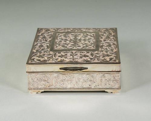 Vine and Floral Silver Jewelry Box