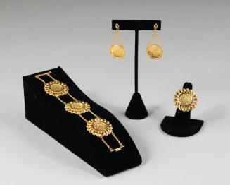 Gold-Colored Jewelry Set