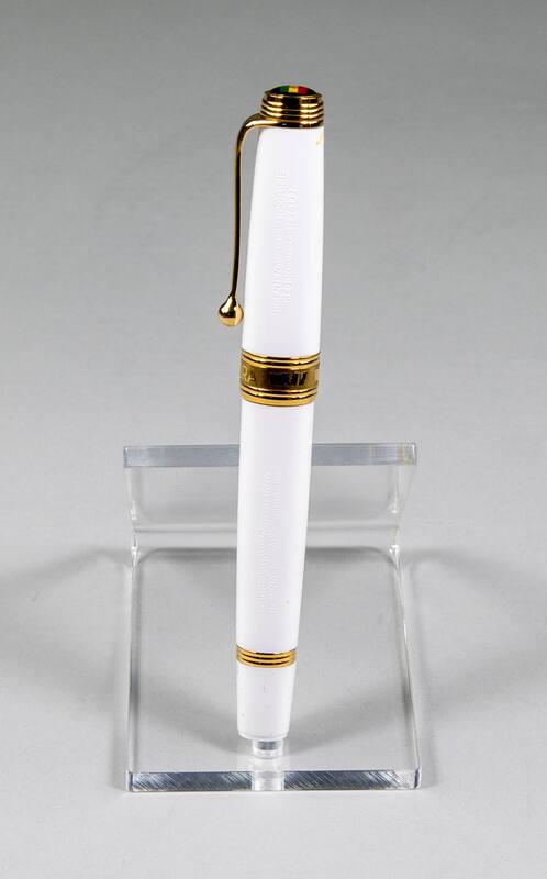 White Italian Bicentennial Fountain Pen with Gold Nib