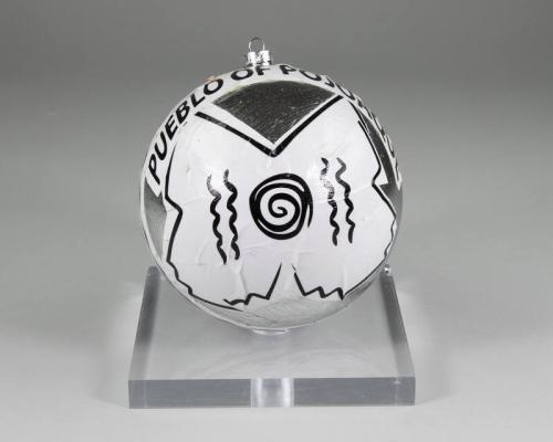 2009 White House Pueblo of Pojoaque Holiday Ornament
