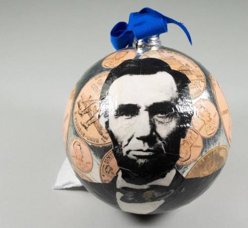 President Lincoln Holiday Ornament