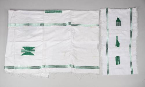 White and Green Tablecloth Set