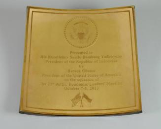 2013 APEC Summit Commemorative Platter