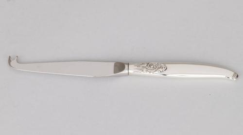 Cheese Knife with Vine Decoration
