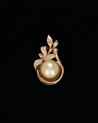 Pearl Pendant