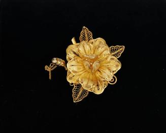 Gold Filigree Rose Brooch