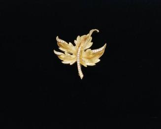 Leaf-Shaped Gold Brooch