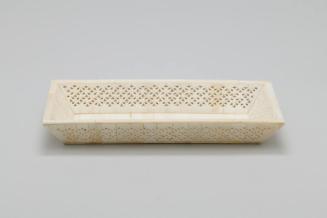 Bone Plate with Lattice Edges