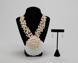 Pearl and Shell Jewelry Set