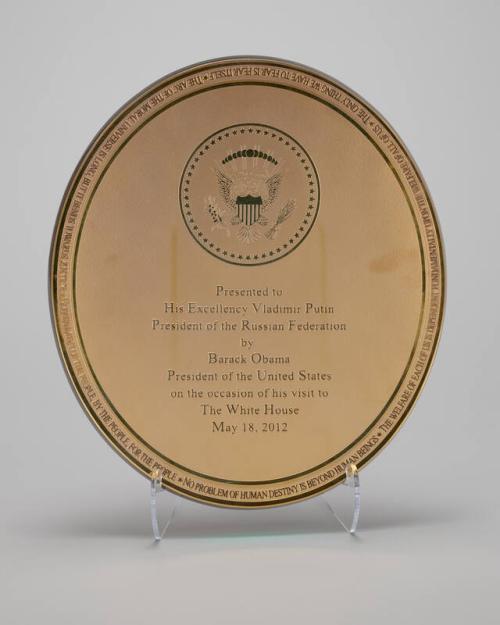 Commemorative Plate for President Vladimir Putin