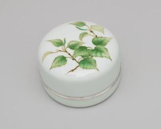 Jewelry Box with Mint Leaf Design