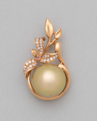 Pearl Pendant